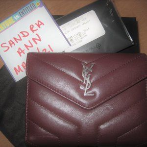 🌺🌺 SAINT LAURENT YSL LOULOU Compact WALLET 🌺🌺